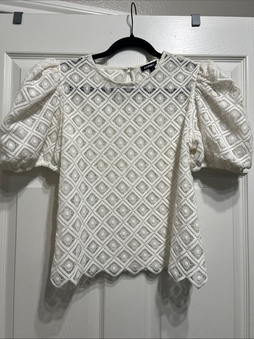 Express White Lace Puff-Sleeve Blouse